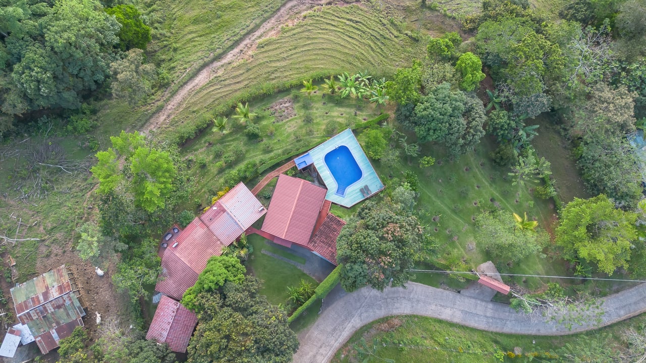 Turnkey 3-Residence Compound in Puriscal with Expansive Views & Saltwater Pool