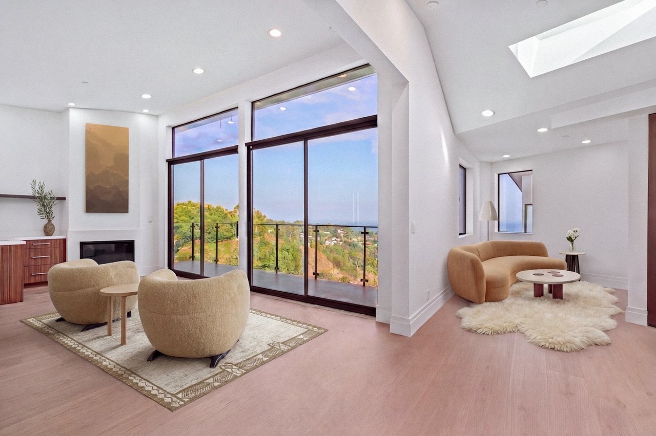 Luxurious Architectural Estate