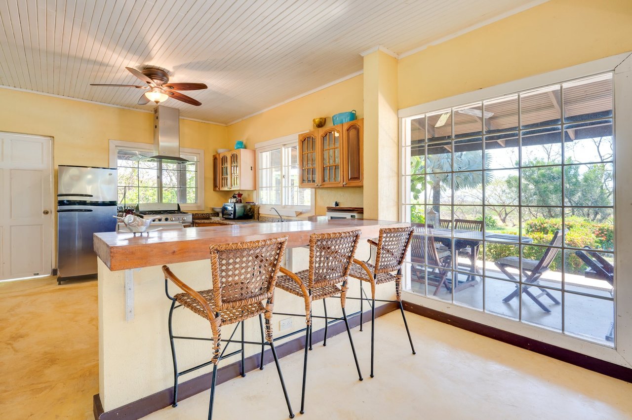 243 Hectares - Large Acreage - Costa Rica Investment Land. 