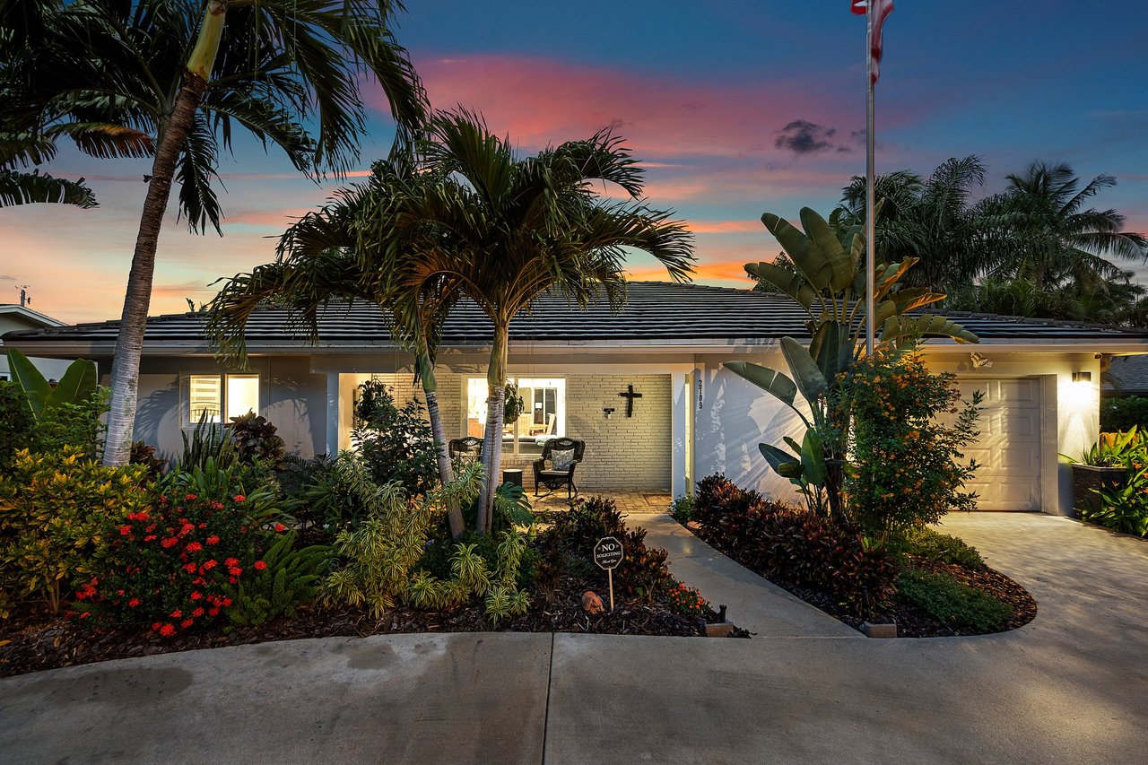 2709 SW 4th St., Boynton Beach FL