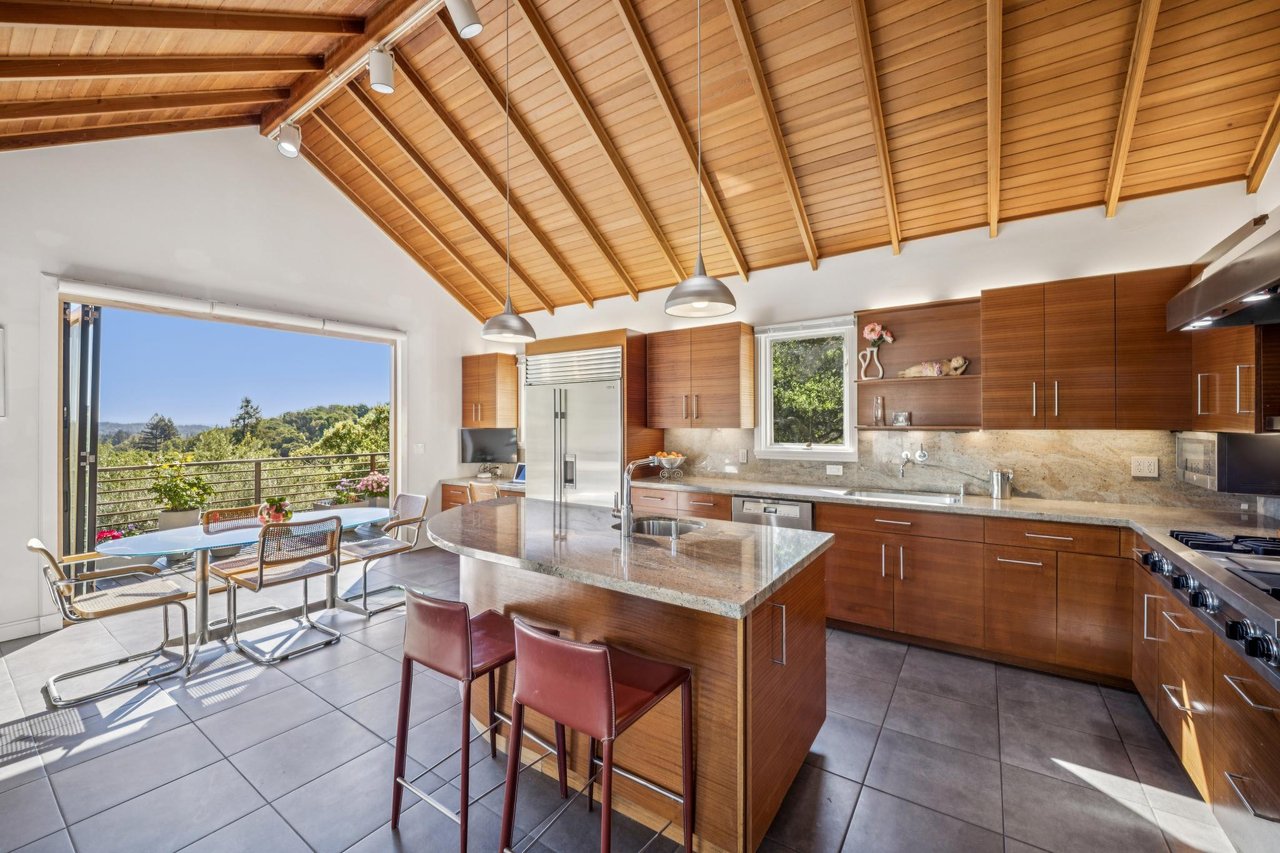 10 Maoli Drive, San Rafael