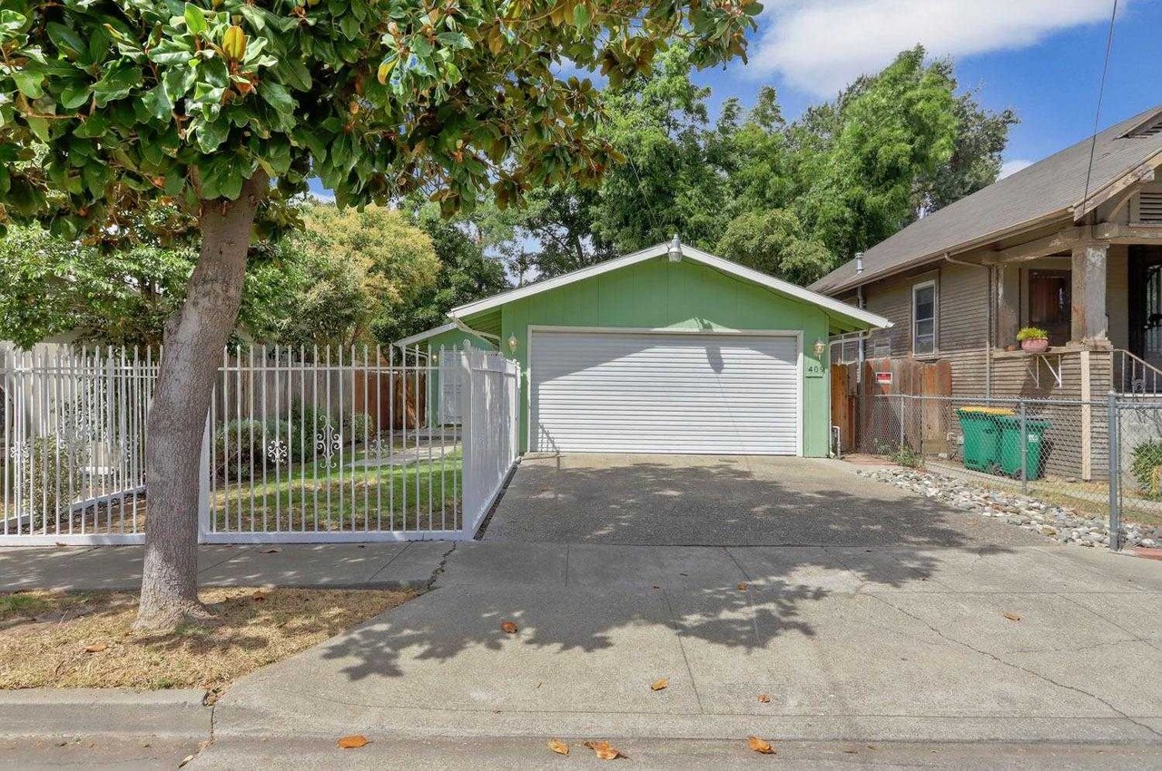 409 E Monterey Avenue