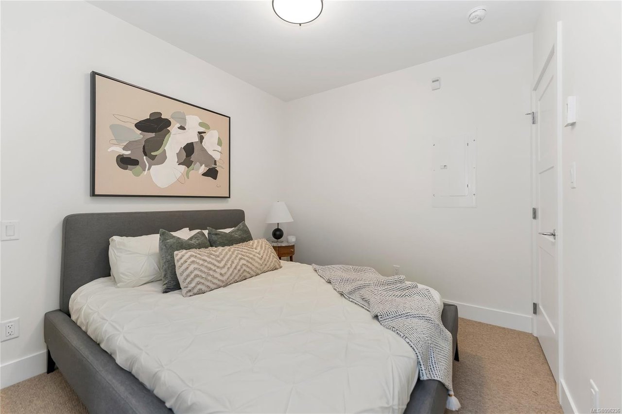 101 C-1224 Richardson St, Victoria