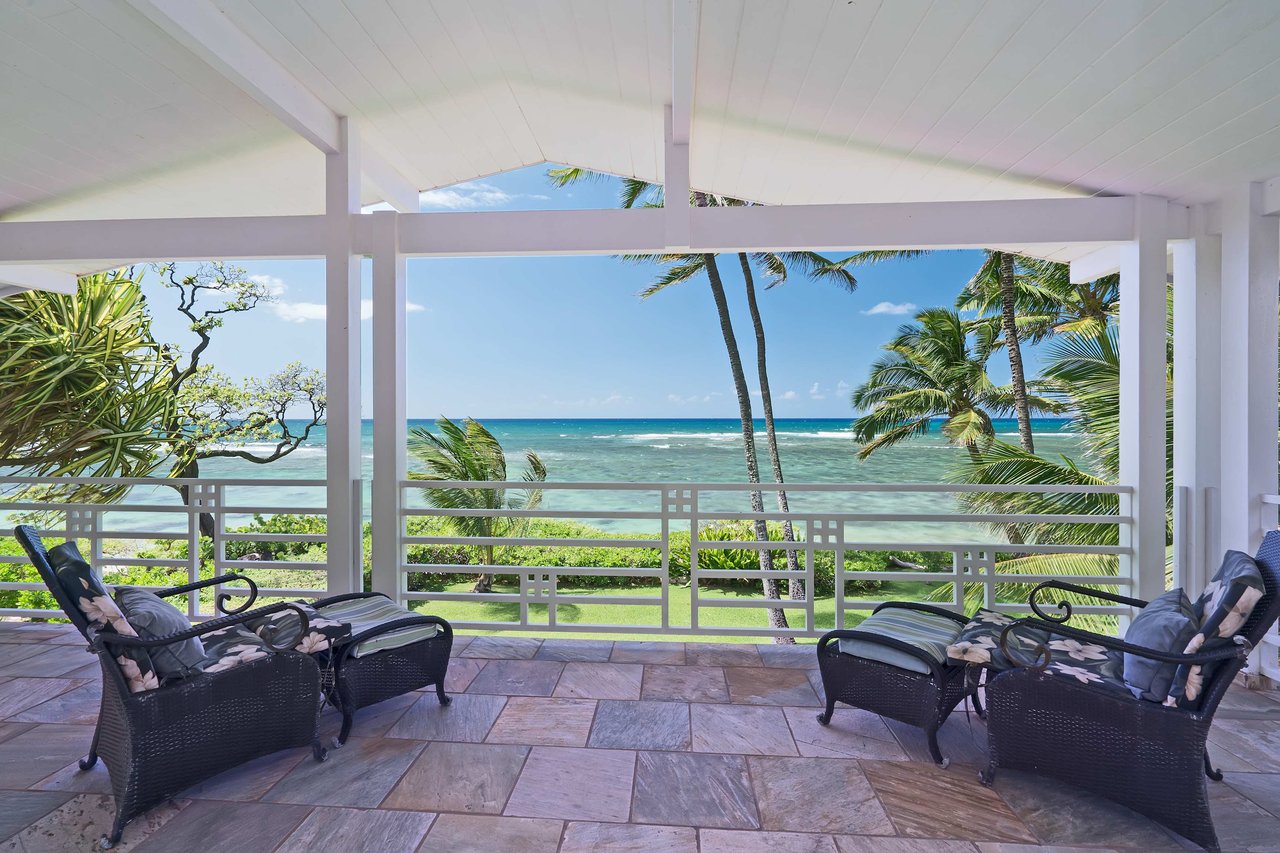 Modern Mokuleia Beachfront