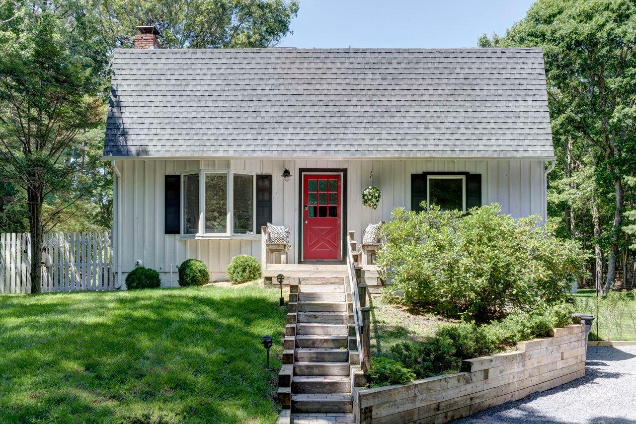 East Hampton Cottage