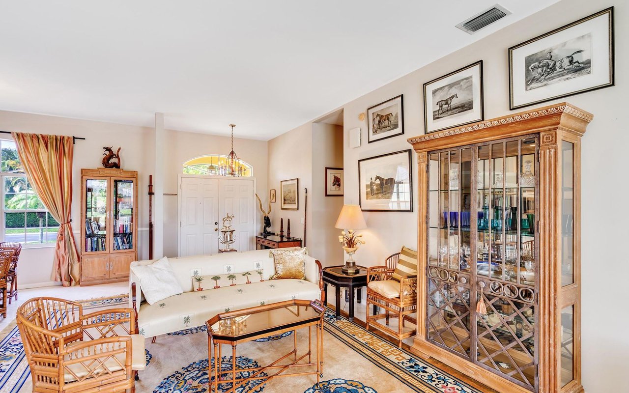 1216 Lake Breeze Dr