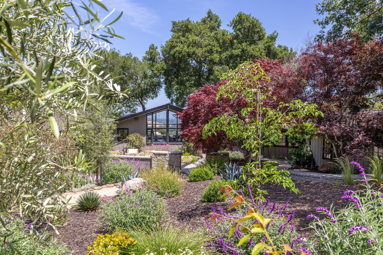 138 Bolivar LN