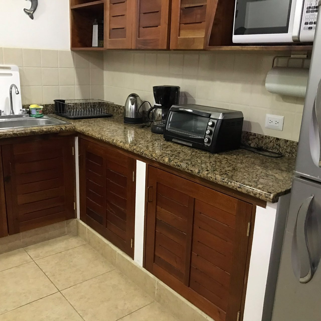 AFFORDABLE 2-BEDROOM HOME NEAR MARINA PEZ VELA & MANUEL ANTONIO | QUEPOS, COSTA RICA.
