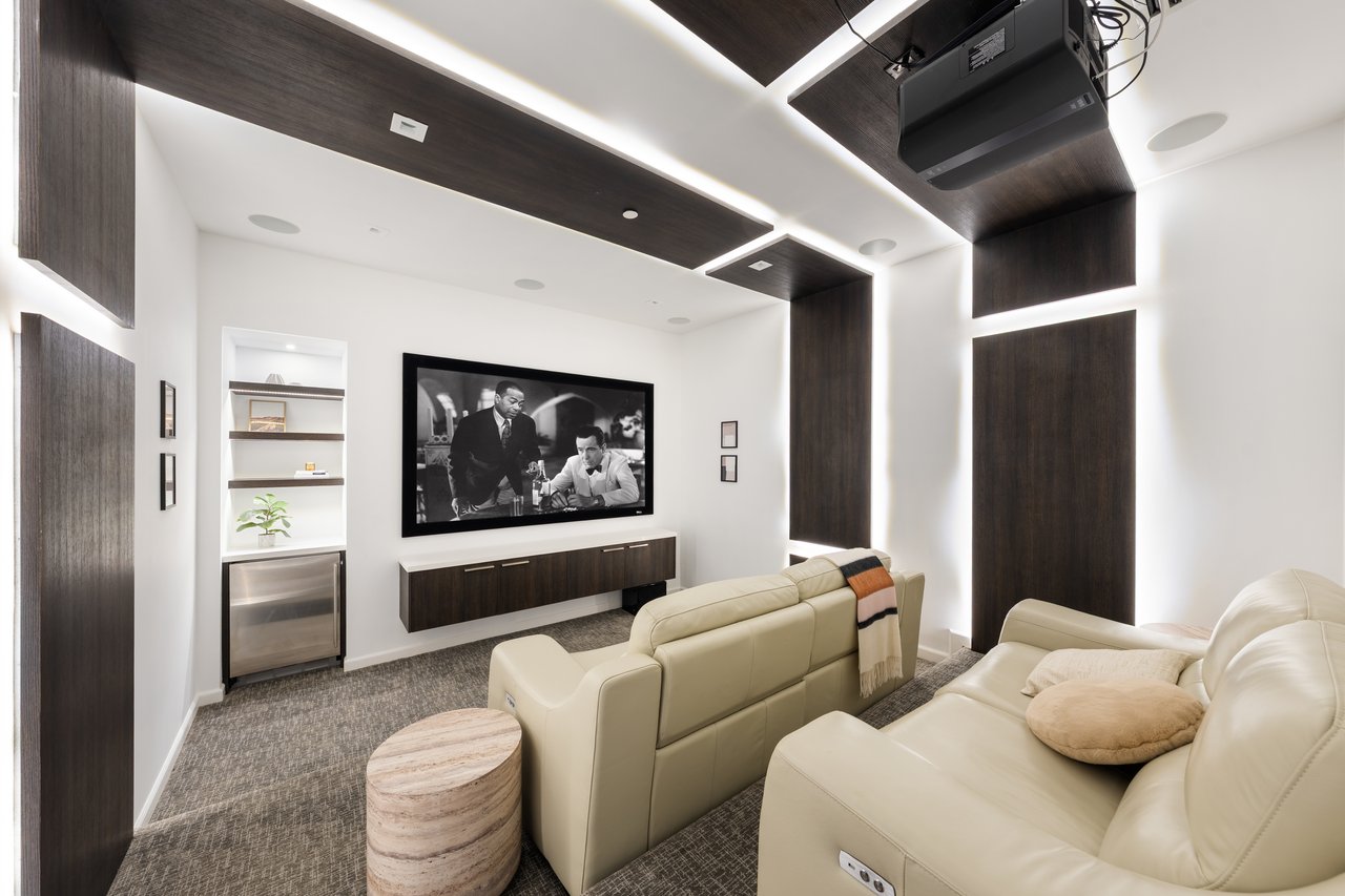 9311 Readcrest Dr, Beverly Hills