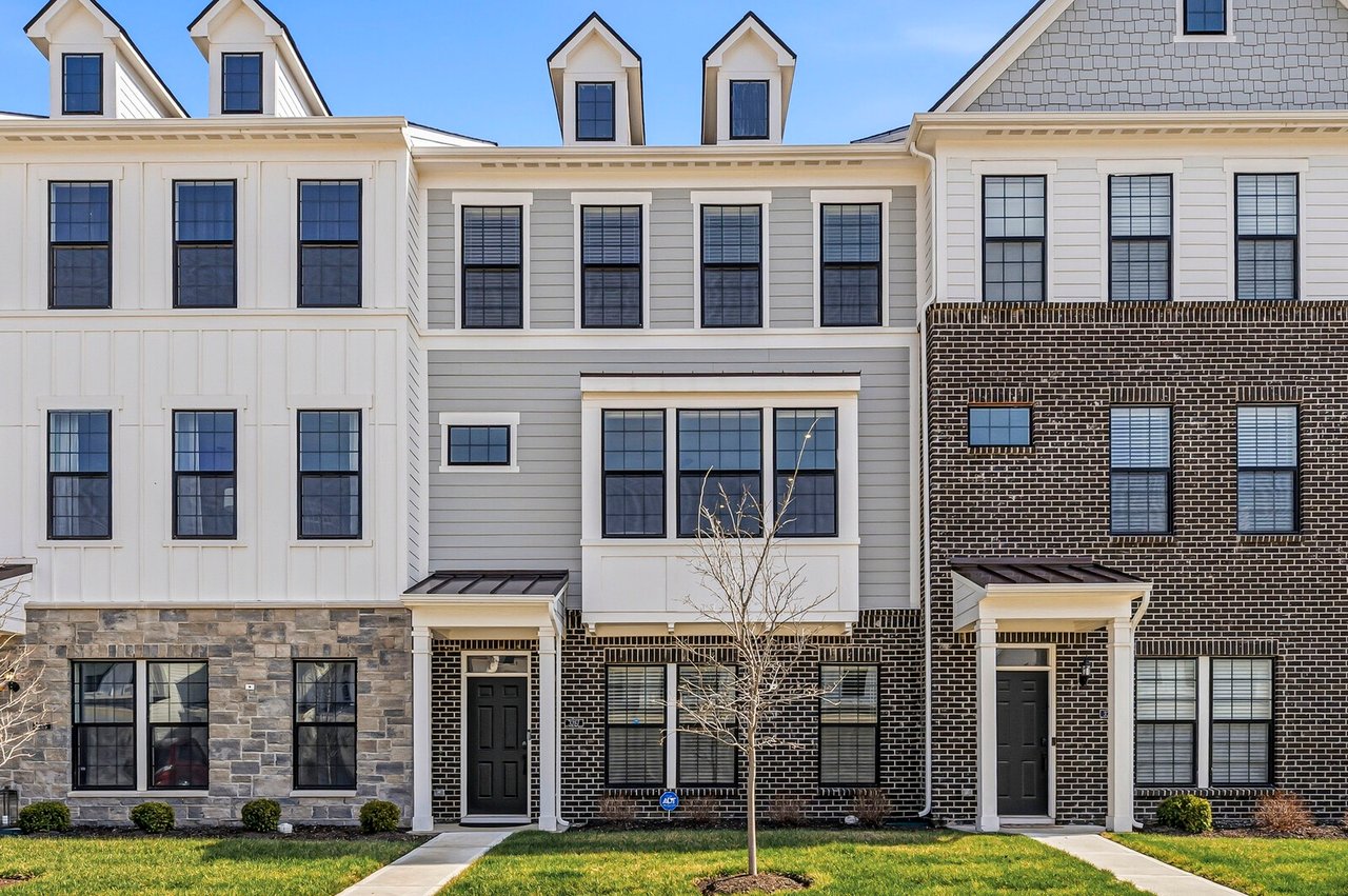 “Before You Tour a Home: The New Rules Every Buyer Should Understand”