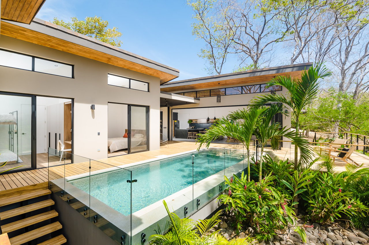 Casa Jungla | Contemporary 4-Bedroom Home with Private Pool in Las Ventanas, Playa Grande