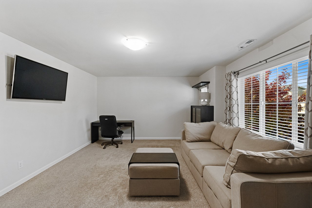 20334 85th Place NE