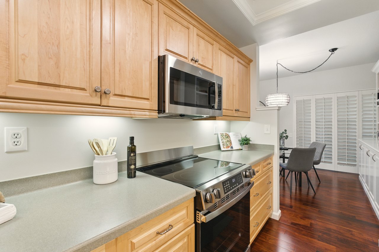 892 Wharfside Road