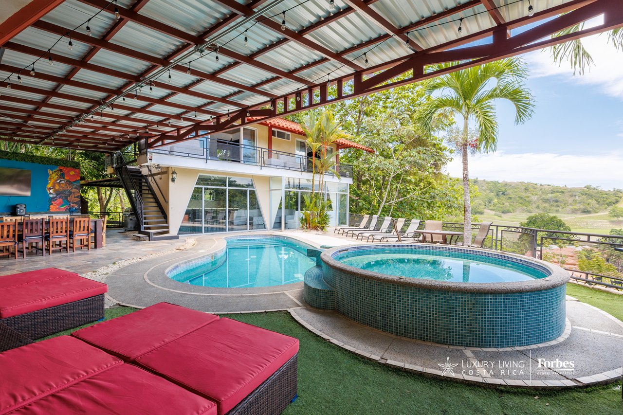 21455 - Remodeled Residence, 10 bedrooms, Near Marina Los Sueños with Views