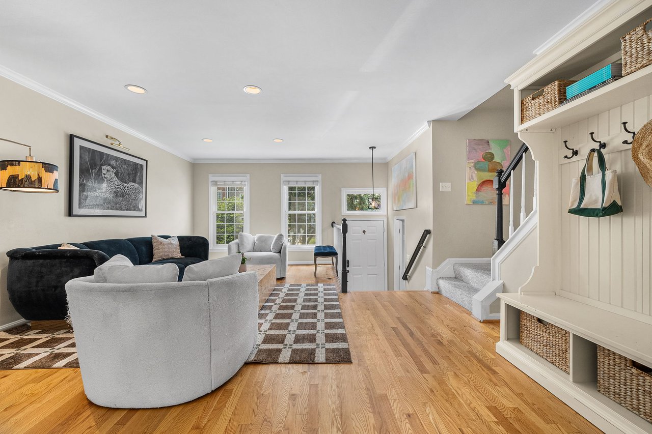 1258 Quaker Hill Dr.