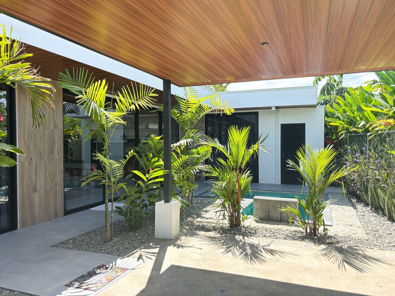 Clean, Modern Home Near Uvita Beach – Perfect Rental or Getaway