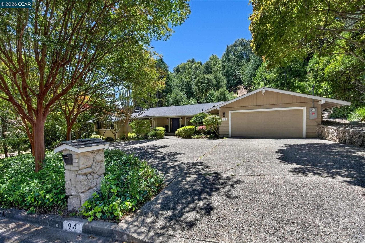 94 Devin Dr