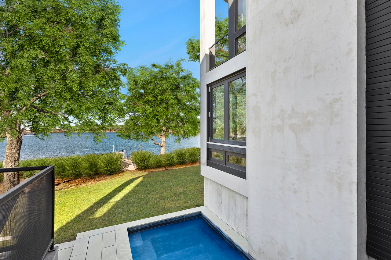 55 Bluff Point Road