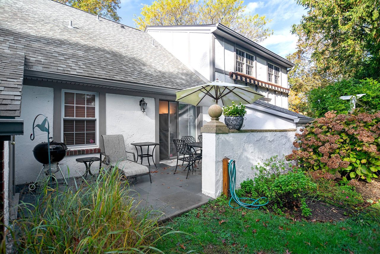 Southampton Condo with Tennis