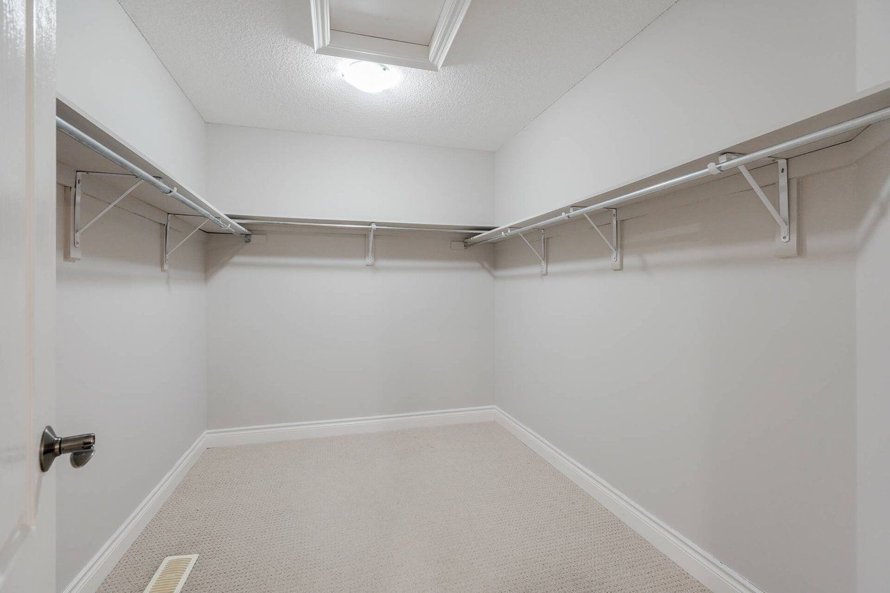1648 Pennel Drive Unit: Upper
