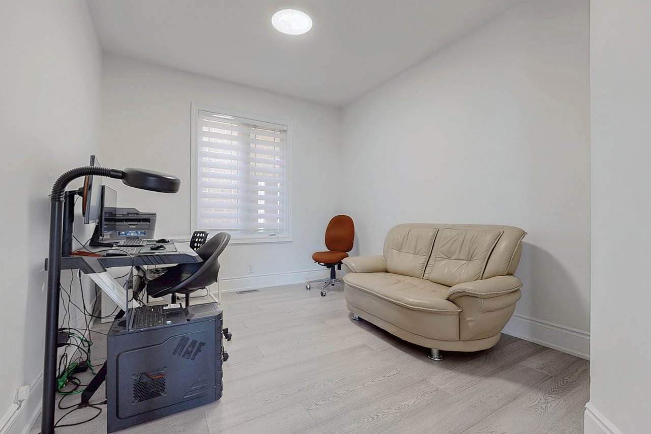 120 Valley Vista Drive