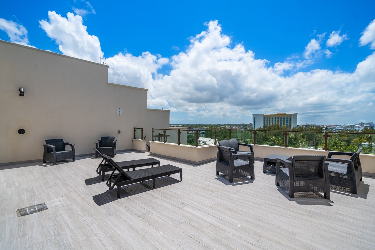 Penthouse 9 - Thirty Six