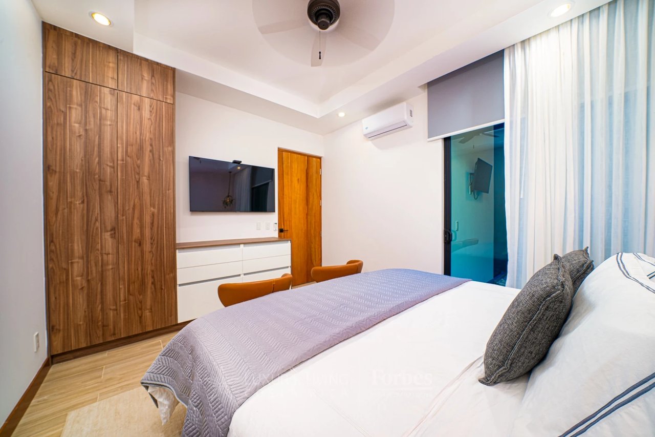 20702 - Contemporary Luxury with Ocean Views in Playa Flamingo