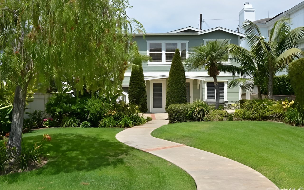 230 Beverly Street, Laguna Beach