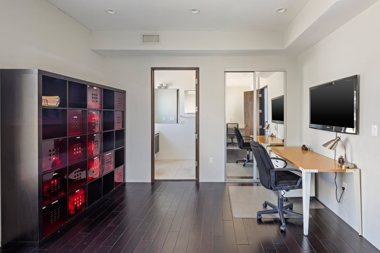 Architectural Modern Townhome