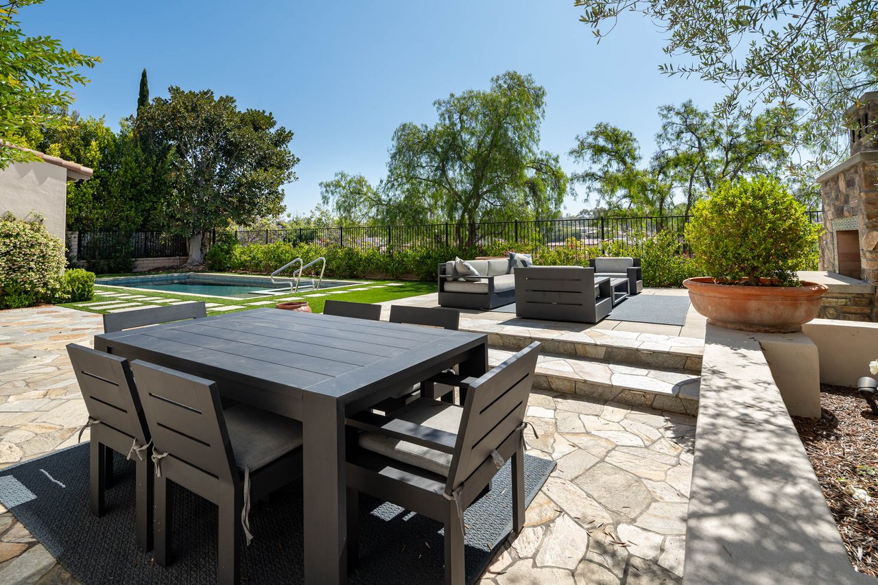 MODERN LIVING IN MIRASOL