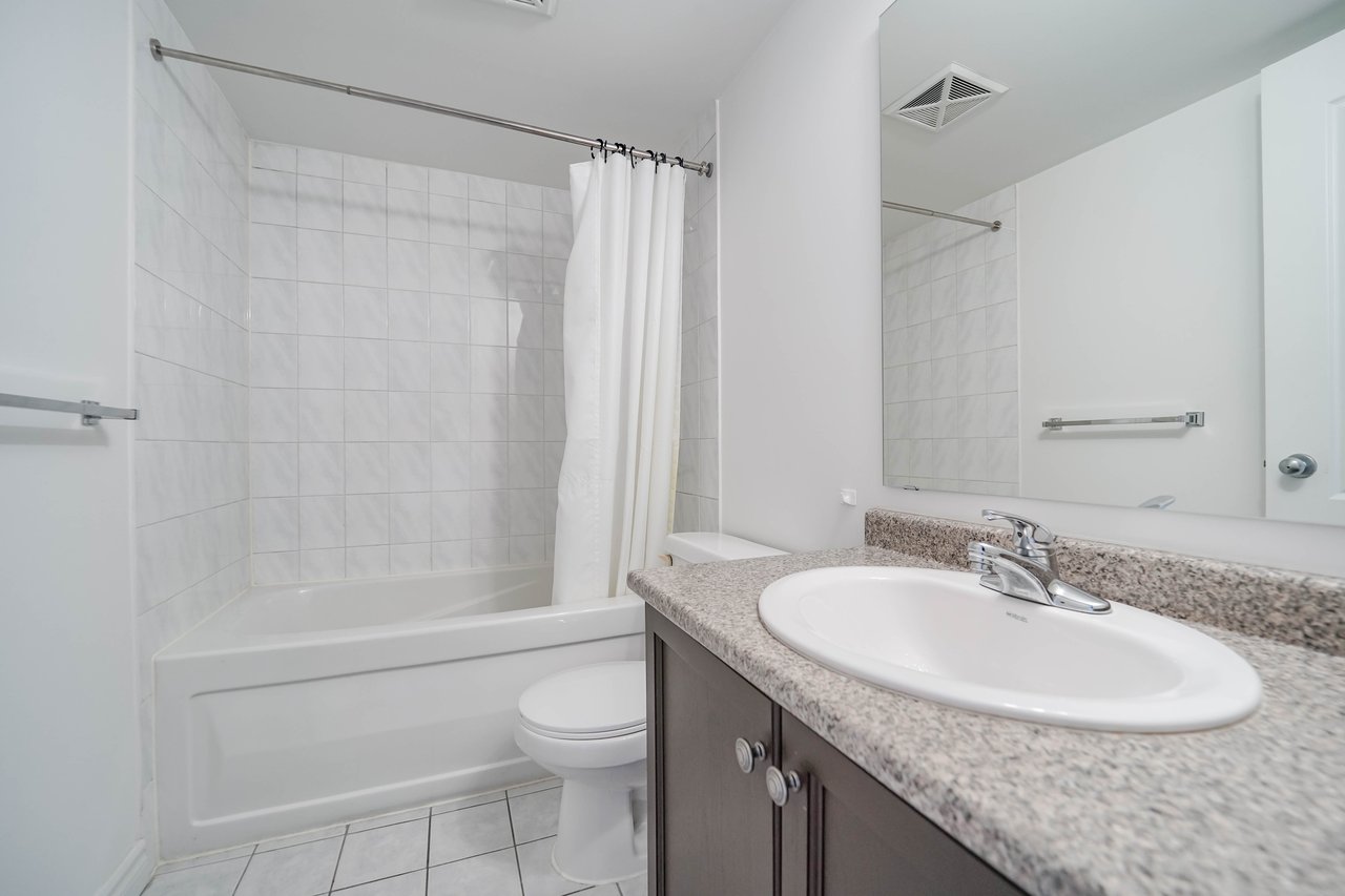 2772 Keele St 303