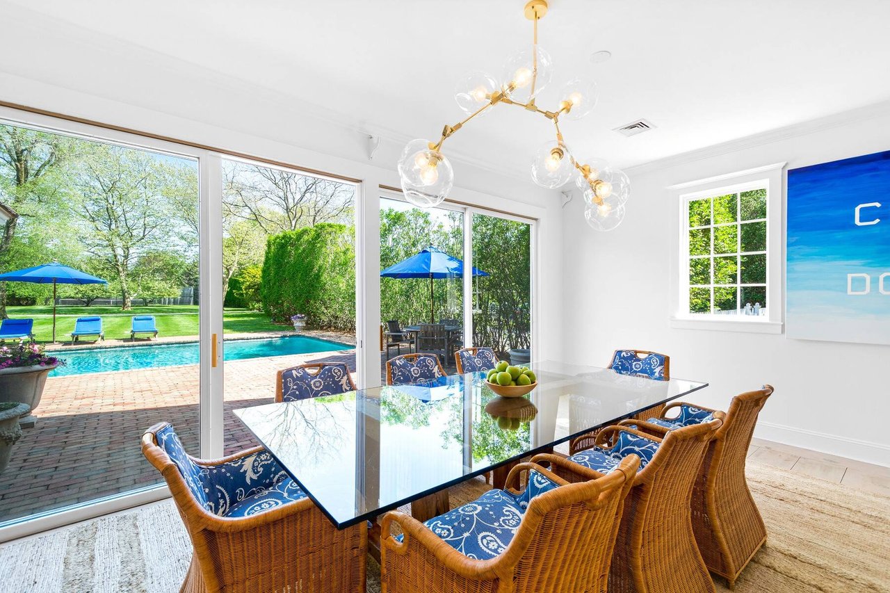 4 Bay Ln
