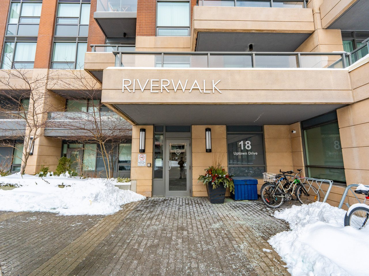 18 Uptown Dr 1910