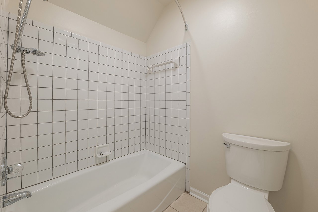 645 Briars Bend