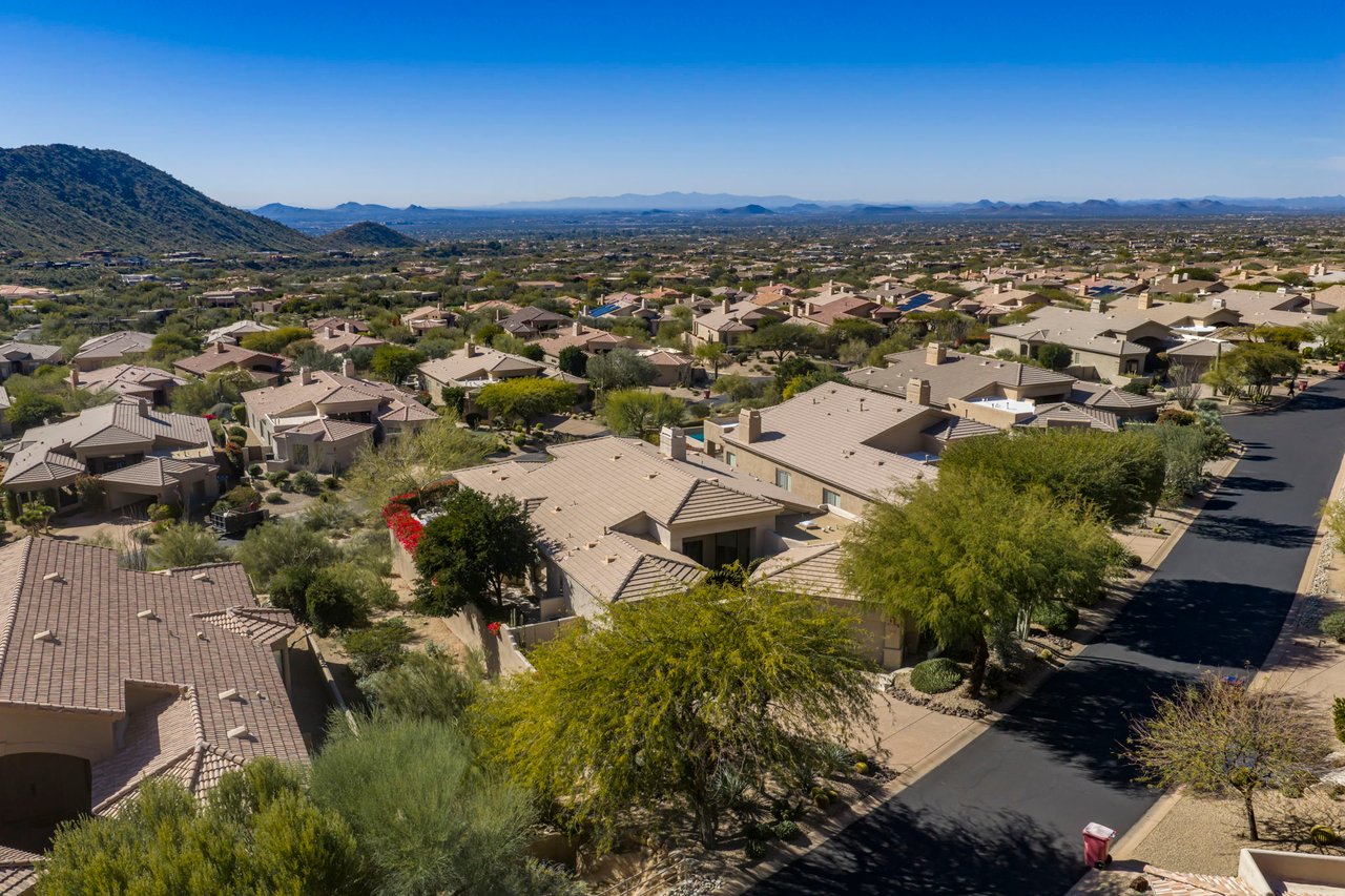 11129 E JUAN TABO Road