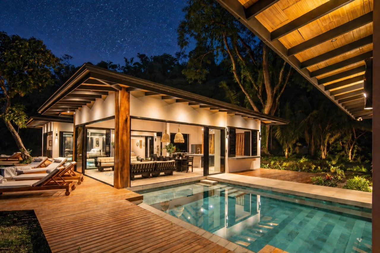 Balinese Tropical Ocean Villa, Santa Teresa, Puntarenas