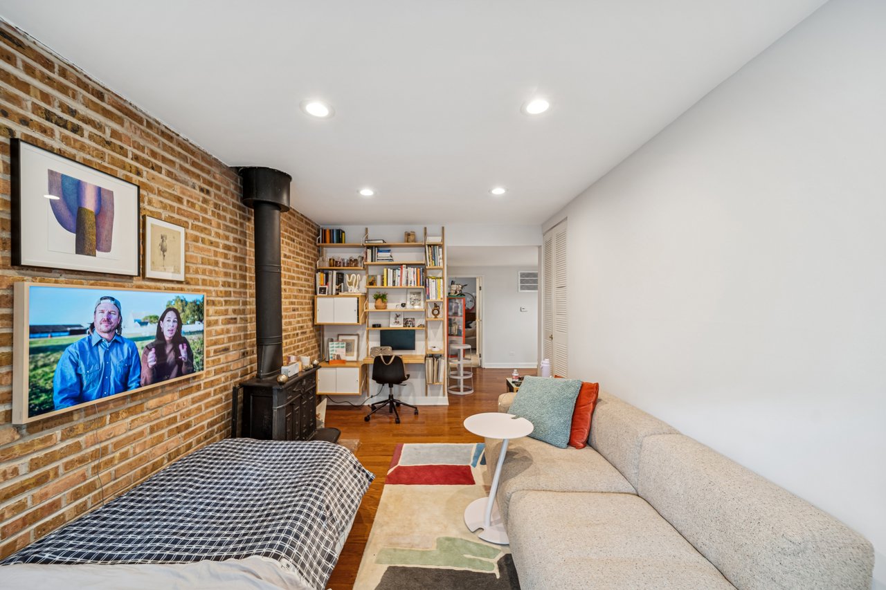 Chicago's Best Opportunity in  OLD TOWN