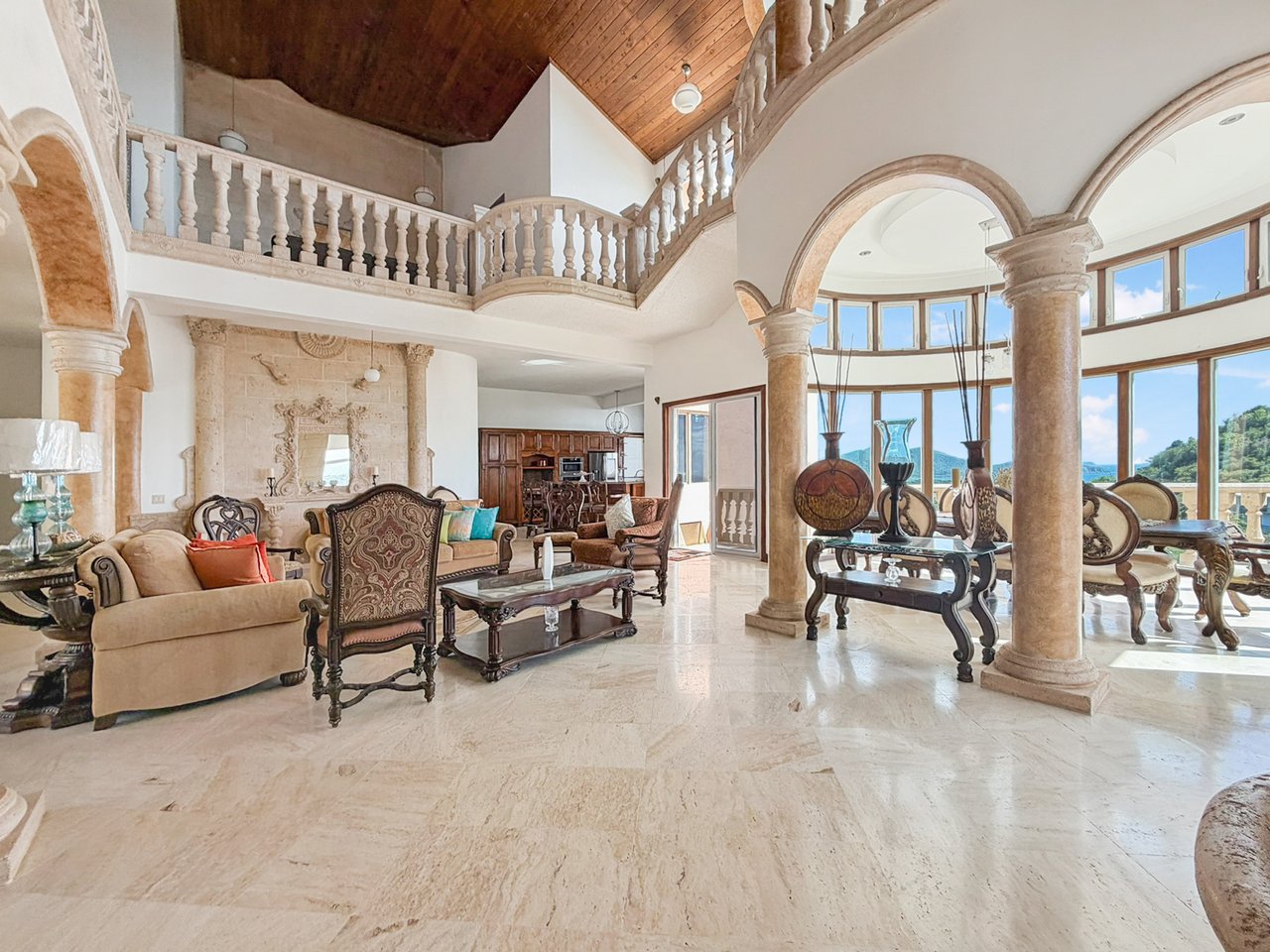 565 Parham Town 7 Bedroom Villa