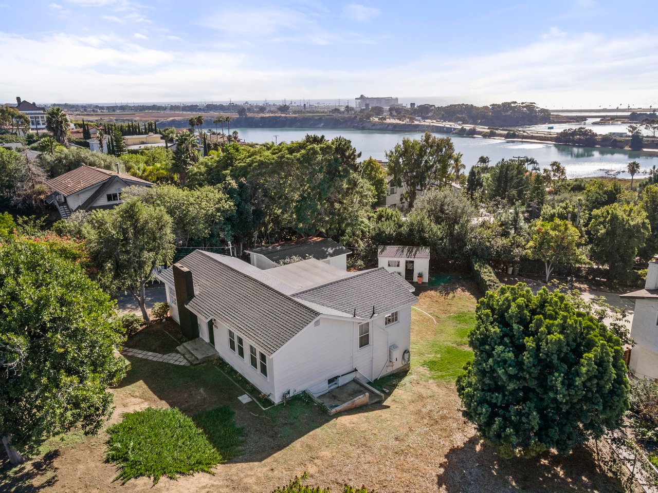 Bungalow On Highland