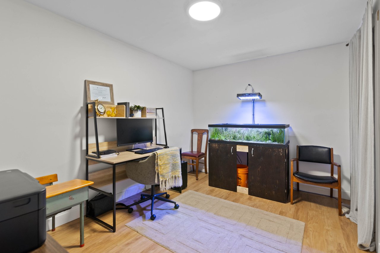 104 Thorson Crescent