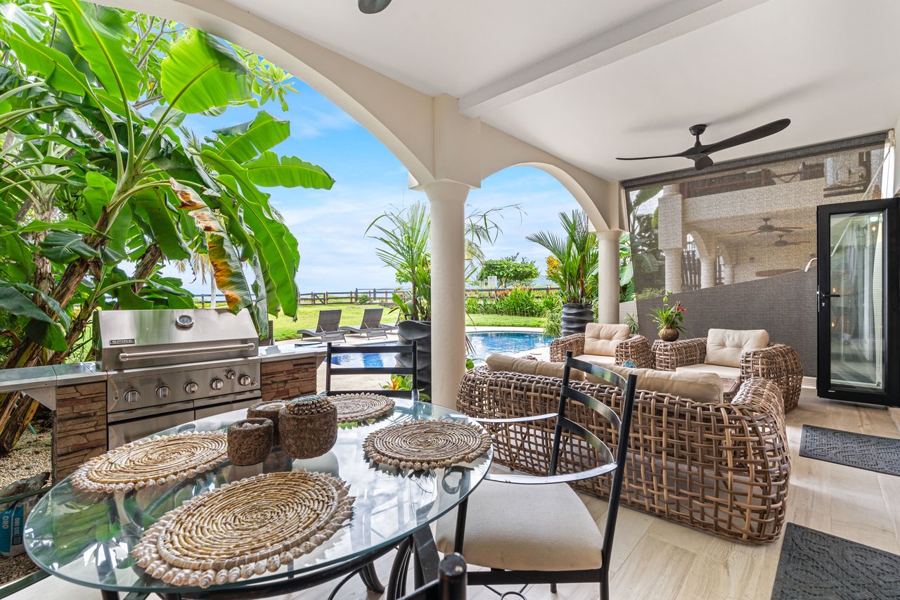 Twin Dolphins 1A - Beachfront Condo in Playa Potrero Costa Rica