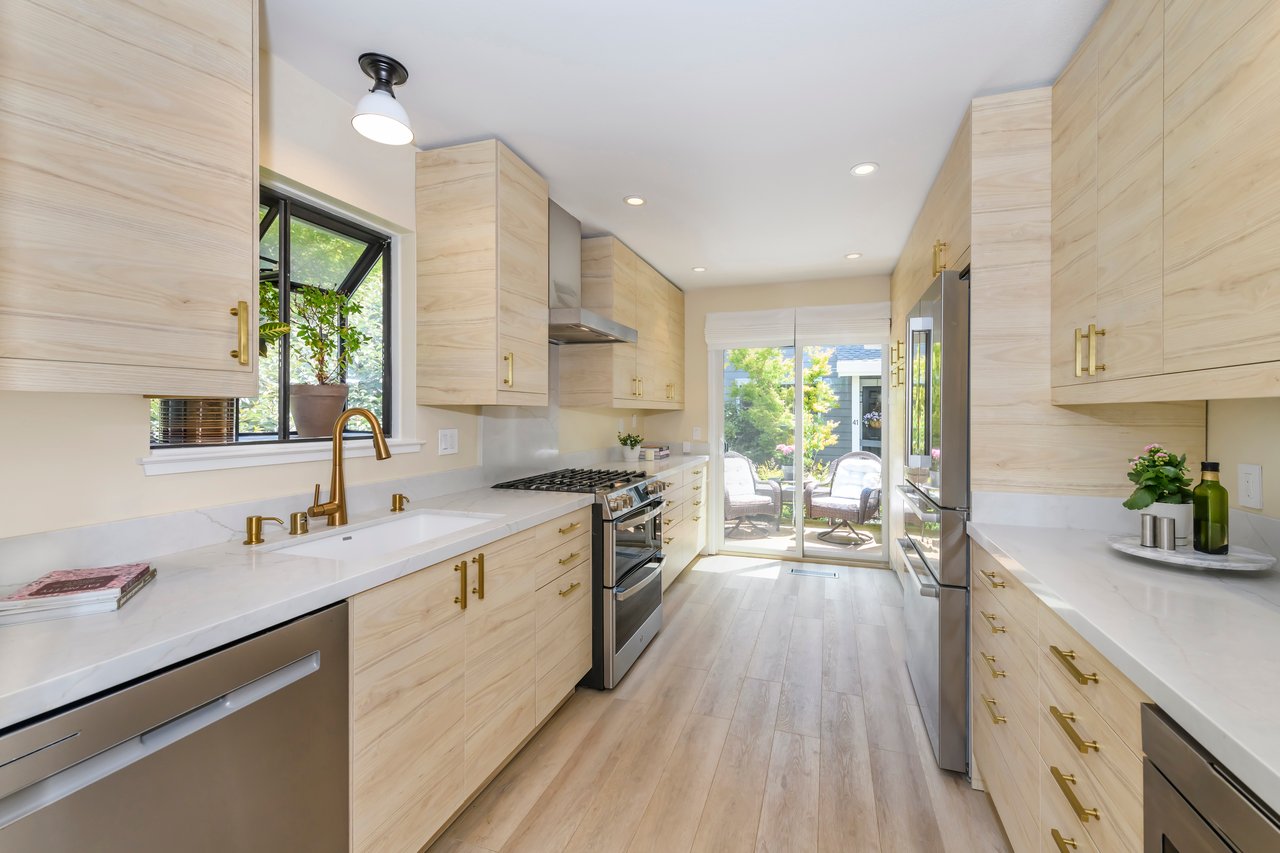 Contemporary Townhome Living at Its Finest