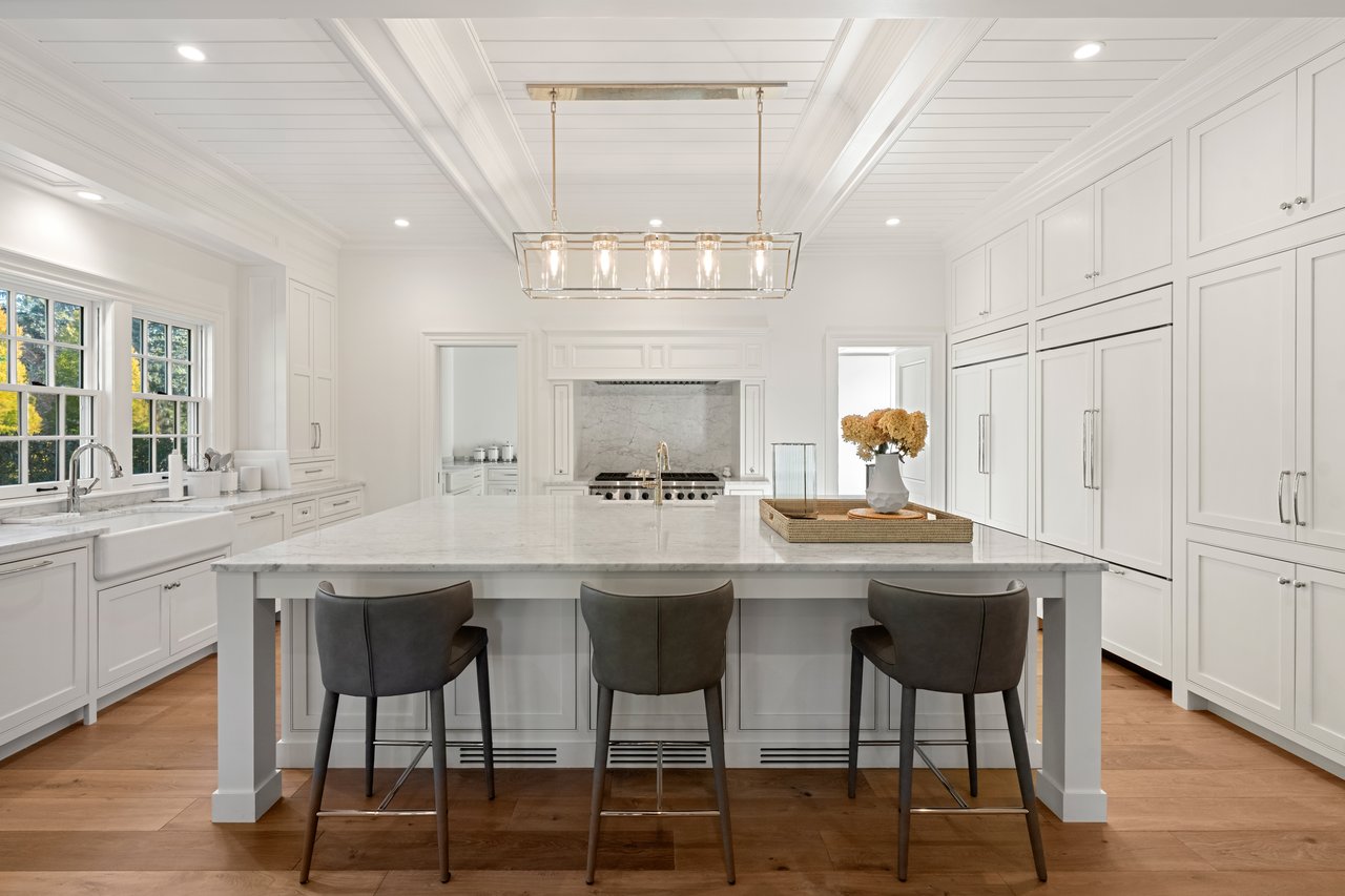 Stunning Residential Estate in Osterville 