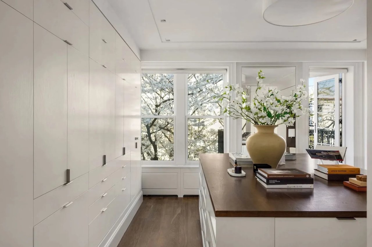 How To Design the Ultimate Dressing Room 