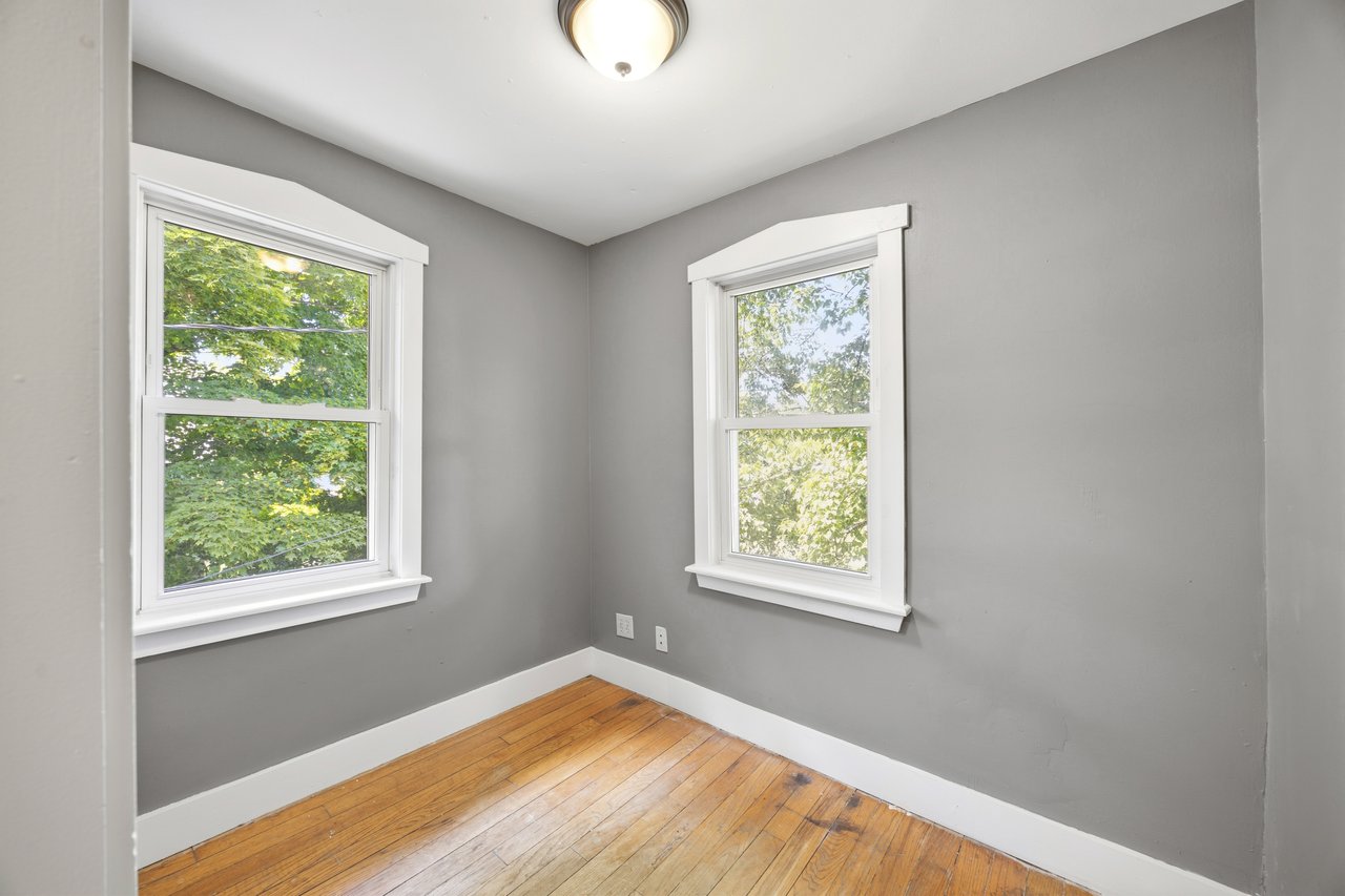 987 Main St, Vassalboro