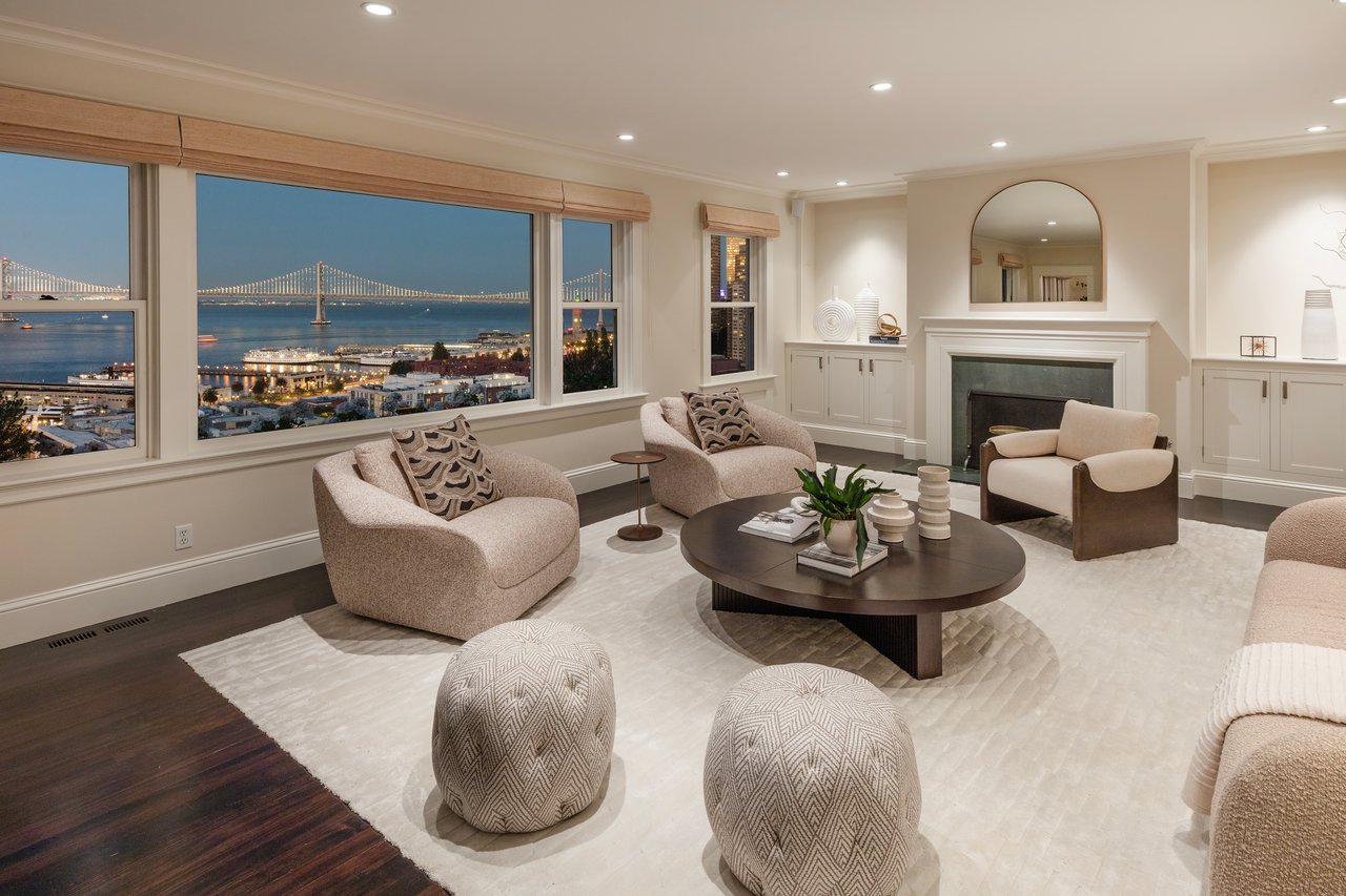 Jewel Box Home With Bridge Bay Views