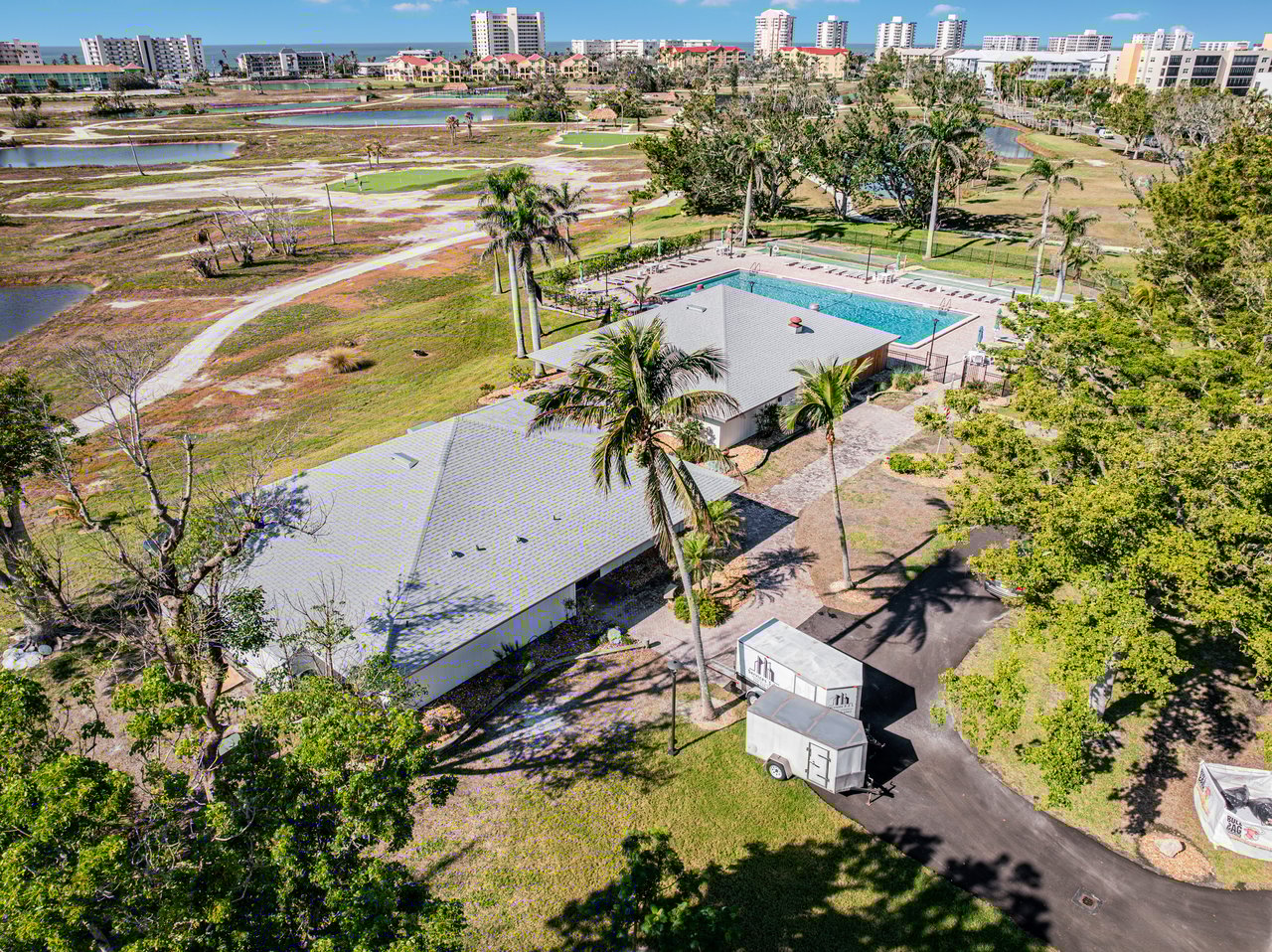 4142 Bay Beach LN 904