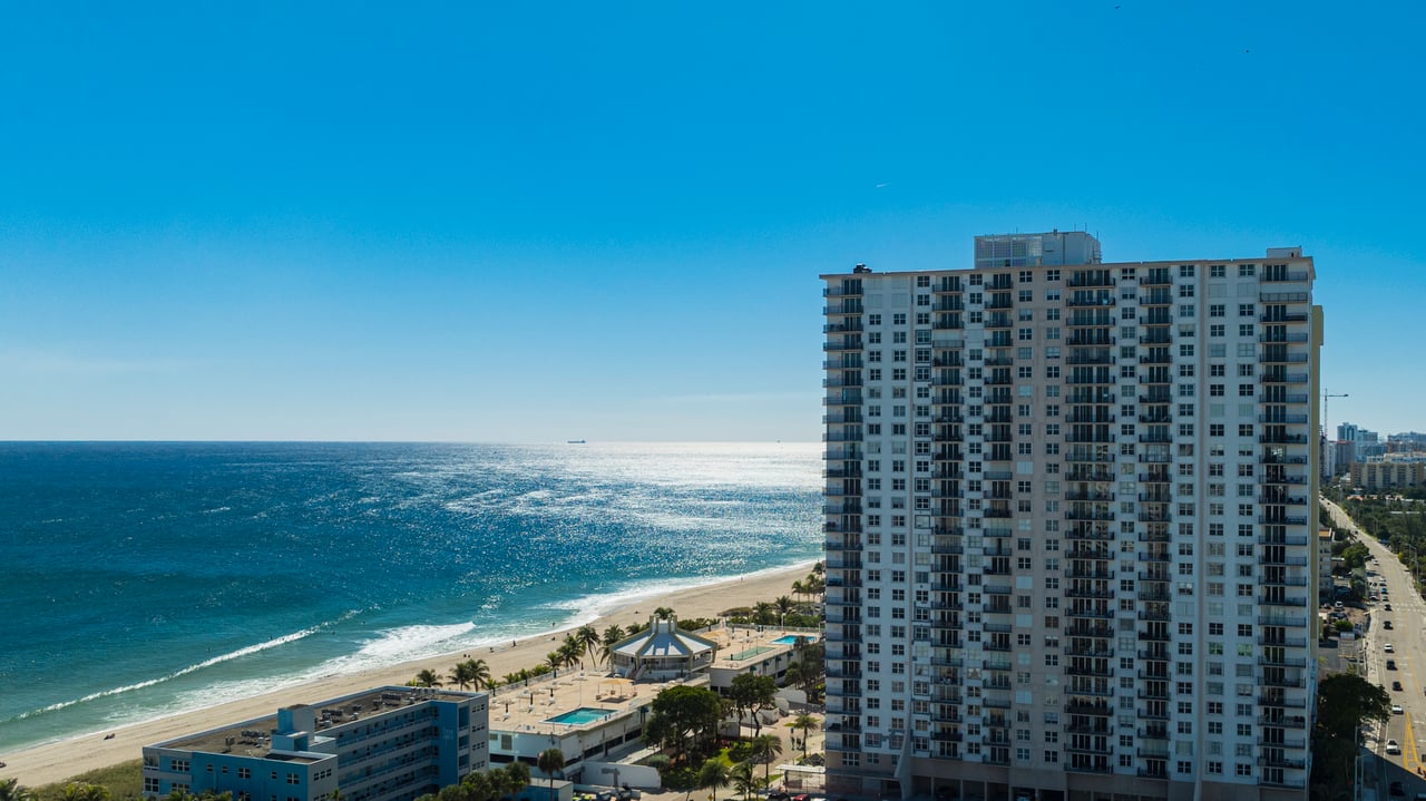 W Pompano Beach Hotel & Residences