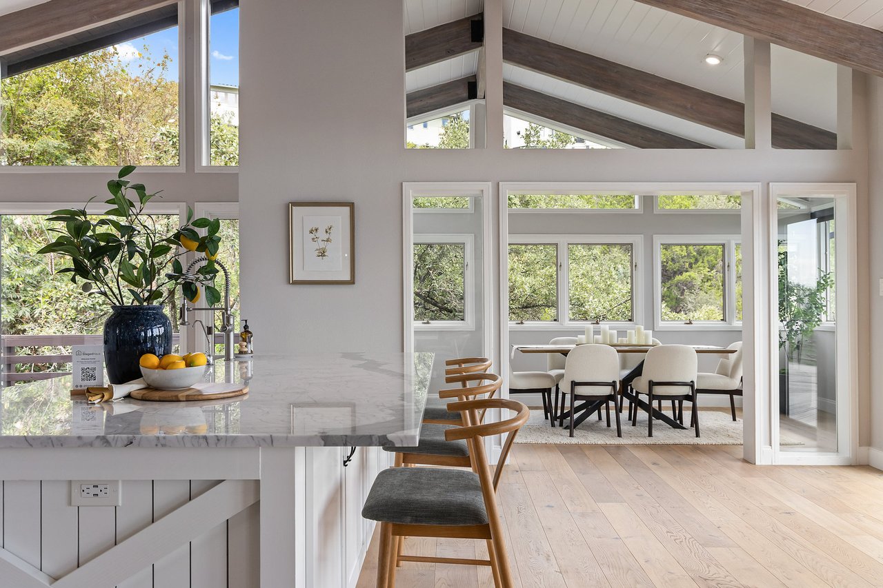 6905 Ladera Norte | Contemporary Northwest Hills Estate