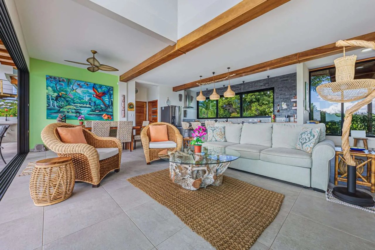 Iconic Luxury Estate With Unmatched Mountain Views